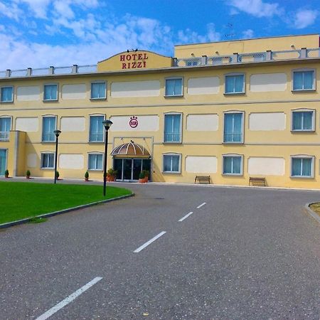 Hotel Rizzi Castel San Giovanni  Zewnętrze zdjęcie