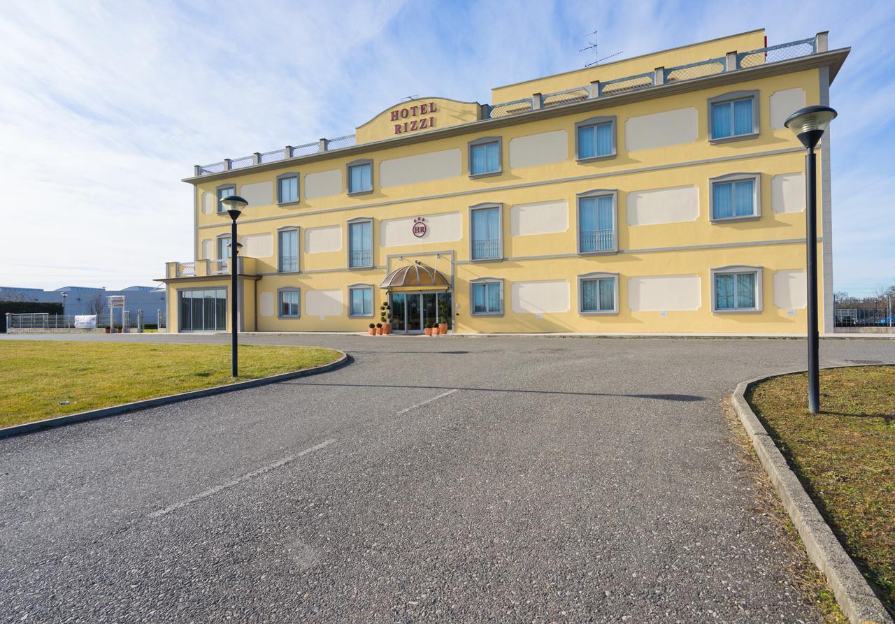 Hotel Rizzi Castel San Giovanni  Zewnętrze zdjęcie